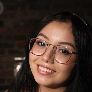 Meet your Posher, Elizabeth!